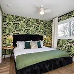 Walk To Hillsboro Village, Close To Vanderbilt, 3 Miles To Downtown