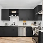 Premium With Huge Patio Near Vanderbilt & Downtown *