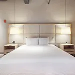 Studio 154 Hotel