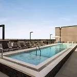 Hilton Bna Airport Terminal