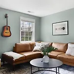 The Blue - 4 Beds And 7 Mins To Broadway! Apartment Nashville
