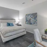 121 By Avantstay Hotel 4*
