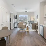 Landing Modern With Amazing Amenities
