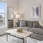 Landing Modern With Amazing Amenities * Nashville