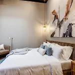 Union St Lofts - Salon - Day