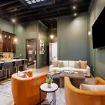 Union St Lofts - Salon - Day Apartment *
