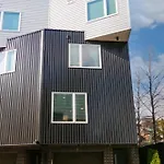 Luxury Townhome Skyline Views Mins To Dt Holiday home *