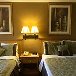Americas Value Near Downtown Motel 2*