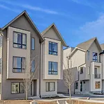 East Nashville Townhome 5Min To Grand Ole Opry! Rooftop Deck, Grill, Tv And Golf