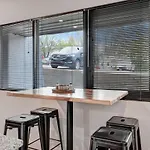 New With 2 Beds 7 Mins To Dt