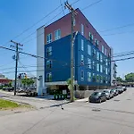 Modern Condo 2 Mi To Broadway And Downtown Nashville