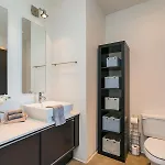 Mid Century Modern Downtown Condo 30+ Night Min