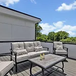 Tenor - Private Rooftop - 8 Mins To Broadway