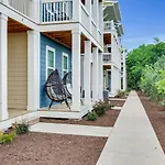 The Lakeside Landing