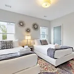 Archer Manor Holiday home *