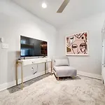 Mayas Luxury Oasis 2 Miles To Broadway