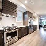 Sojourners Haven - 2 Mi To Downtown & Broadway Holiday home Nashville