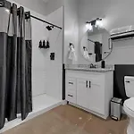 New Sleeps 4 - 7 Mins To Dwtn *
