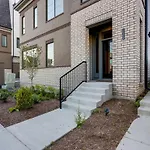 1 Mile To Downtown 4Br 4Ba W Rooftop Deck