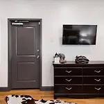 Loft Literally On Broadway Live Music & Bars Apartment Nashville