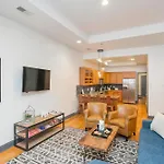 Loft Literally On Broadway Live Music & Bars Apartment
