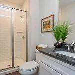 2 5 Miles To Dwntn 3 King Beds - Garage Parking Nashville