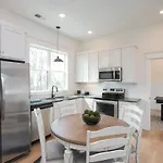 Holiday home Custom Office Game & Fire Pit