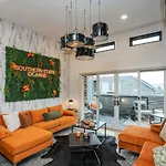 Stylish New Gulch Rooftop Deck W Views * Nashville