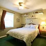 Hillbilly Haven Holiday home