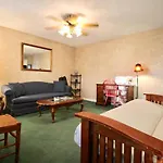 Hillbilly Haven Holiday home *