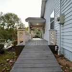 Hillbilly Haven Holiday home