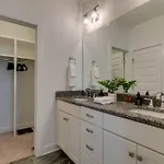 Holiday home Walkable Hotspot Bars Nearby Broadway Close *