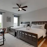 Holiday home Unforgettable Townhome-close To Broadway-10 Beds! Nashville