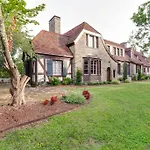 Ivy Hall Home - Great Location!