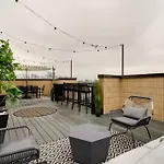 Luxury Balcony Retreat • Near Broadway