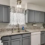 Apartment Beautiful 3 Bedroom- Free Parking 2m To Broadway *