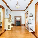 Holiday home Prime Location In 12south, Walkable To Shopping & Dining *