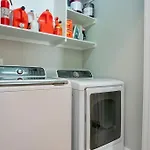Views, Under 2mi Broadway, Gated Parking Holiday home Nashville