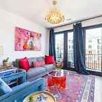 Apartment Downtown Midtown Vanderbilt, Honky Tonk Party Pad 1, Parking Gym Pool Nashville