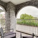 Apartment 2 Bdr With Free Parking! 2m To Broadway! *