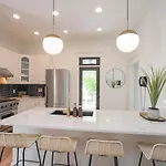 Summer End Sale Prime Location Nashville
