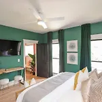 Holiday home Summer End Sale Prime Location *