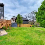 Modern Nashville Vacation Home About 3 Mi To Downtown!
