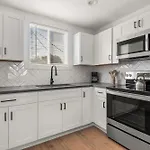 Nashville Charm- Cozy Unit 1A Apts