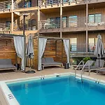 Luxury Penthouse With 2 Floors Pool Patio Gym Walk To Broadway Nashville