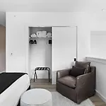 Luxury Penthouse With 2 Floors Pool Patio Gym Walk To Broadway Apartment Nashville