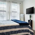 A Touch Of Bleu - 1 Bdr Condo, Free Parking