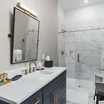 Apartment Upscale Music Row Corner Unit With Patio Rooftop With View And Gym *