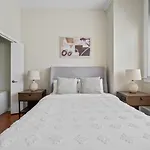 Landing At The Stahlman - 2 Bedrooms In Downtown