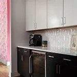 Holiday home Ultimate Bach 10min To Dt Ig Walls Every